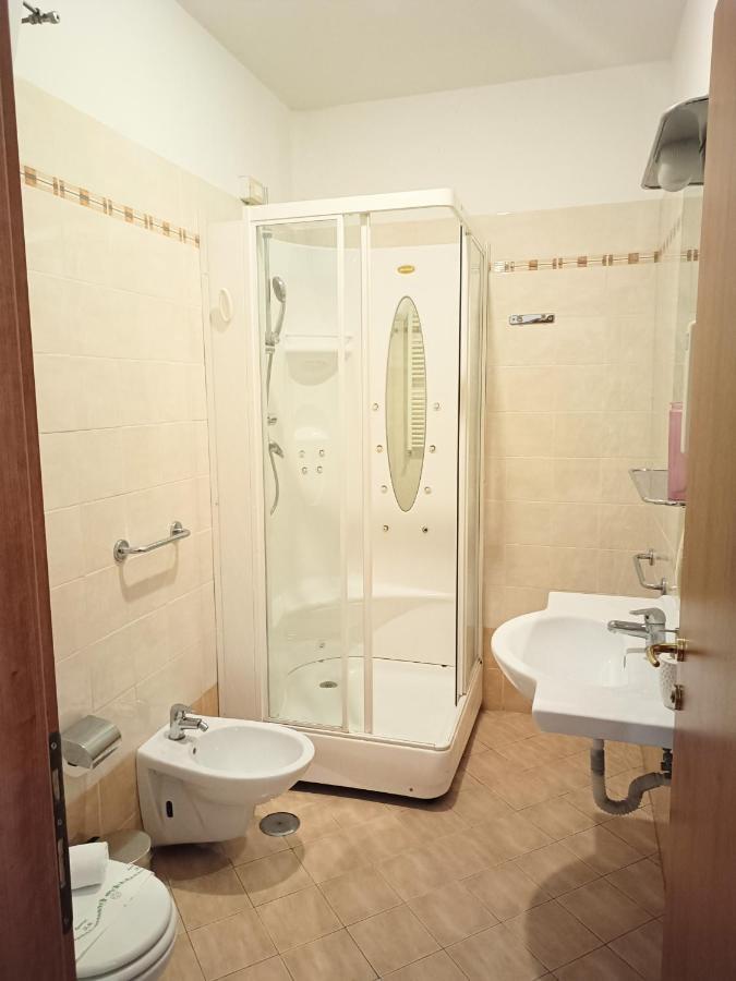 Opera Italian Suite Rome Exterior photo